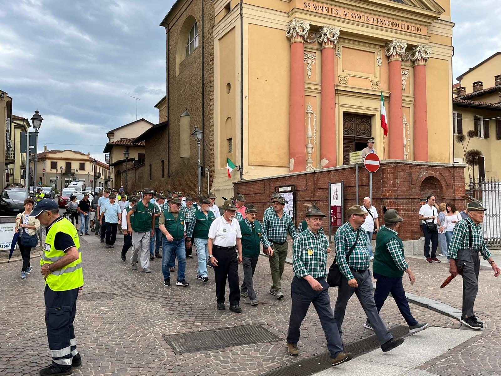 2406-12 100 Gruppo 19.jpeg